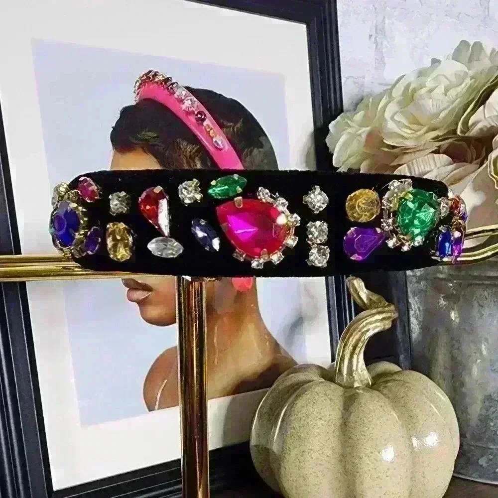 🆕️Beautiful Jeweled Headband - Picture 3 of 4